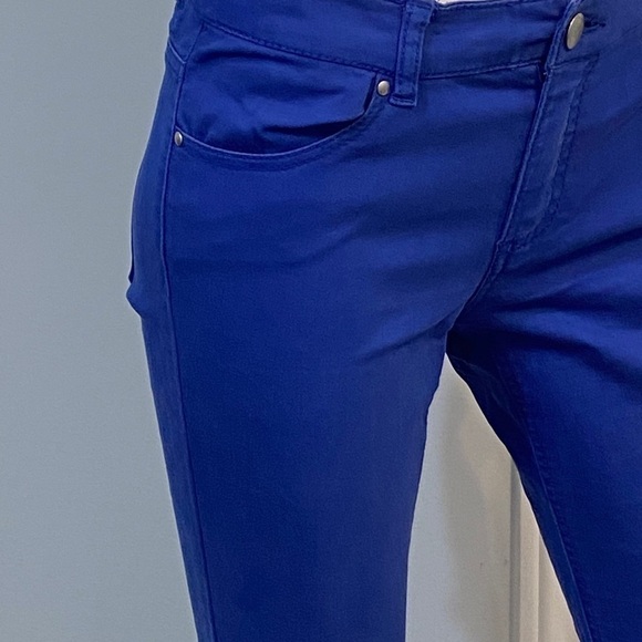 H & M Dividend Size 8 Blue skinny jeans Stretch - Picture 2 of 6